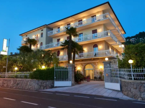 Hotel Benacus Torri del Benaco