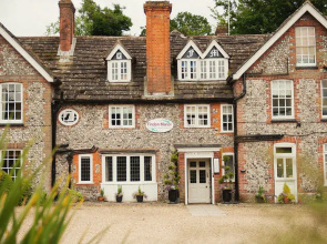 Findon Manor Hotel