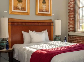 Lancaster Arts Hotel