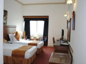 Ramee Guestline Deira Hotel