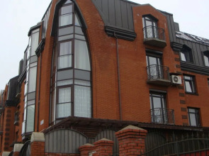 Na 1-Oj Nikitinskoj Apartments