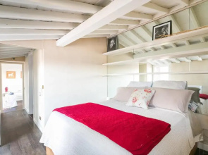 Pantheon Large Terrace Penthouse