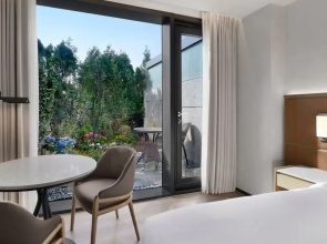 AC Hotel by Marriott Seoul Gangnam