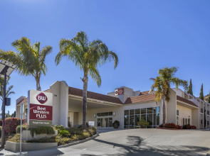 Best Western Plus Royal Oak Hotel