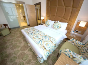 Best Western Plus: Pearl Creek Hotel