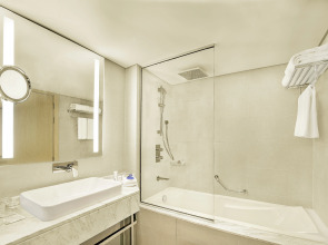 Radisson Blu Hotel & Resort, Abu Dhabi Corniche