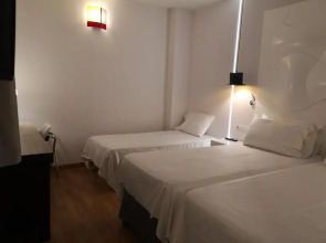 Отель Evenia Rocafort