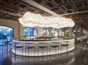 Hotel AKA Alexandria