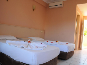 Ares City Hotel