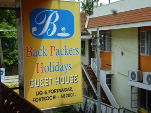 Backpackers Holidays Kochin Guest House