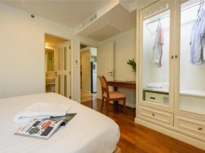 Sabai Sathorn Service Apartment