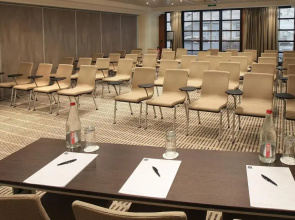 AC Hotel by Marriott Ambassadeur Antibes - Juan Les Pins