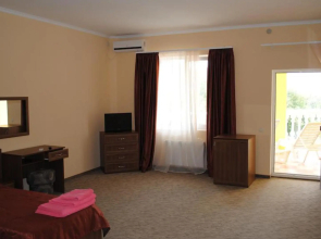 Отель «Трискеле»