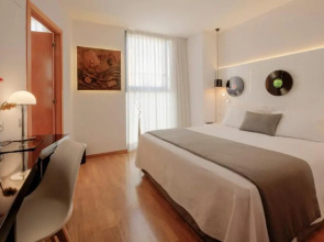 Отель Evenia Rocafort