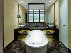 Grand Hyatt Abu Dhabi Hotel And Residences Emirates Pearl
