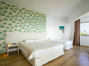 Harmony Bay Hotel