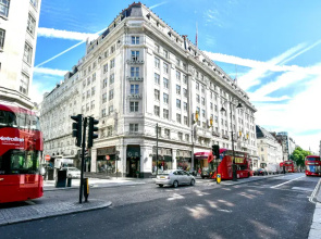 Strand Palace Hotel