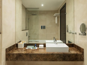 Four Points by Sheraton Production City, Dubai