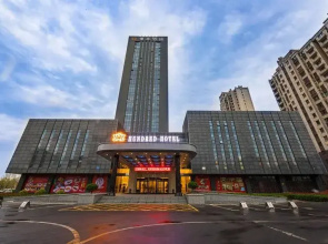 Hundred Hotel