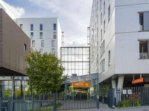 Lodge In Paris 13 Hotel