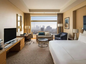 Отель Swissotel Al Ghurair 