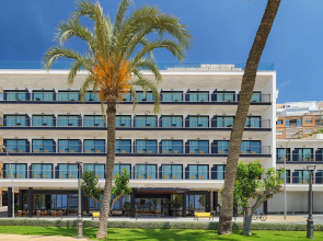 H10 Porto Poniente Hotel
