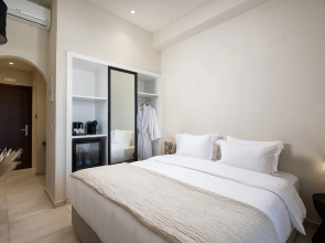 Bios Santorini Vegan - Vegetarian Boutique Hotel 