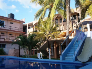 Azteca Hotel