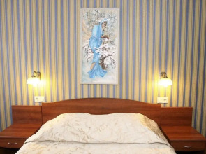 Отель «Четыре сезона»