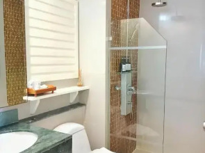 Royal Beach View Suites