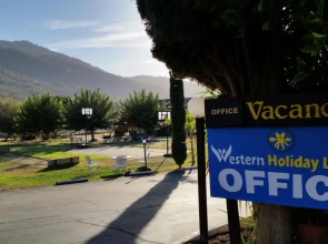 Western Holiday Lodge Three Rivers