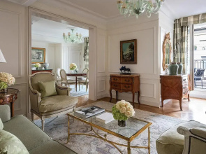 Отель Four Seasons George V