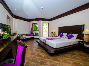 Kata Poolside Resort