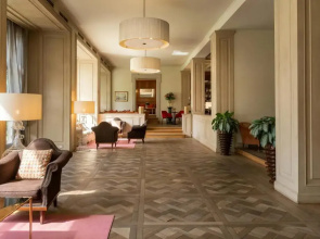 Sina Villa Medici, Autograph Collection