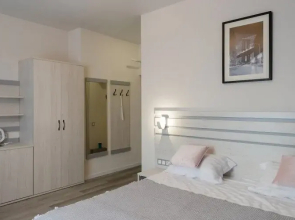 August Inn Guest House