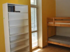 Жилое помещение Холидей на Калинина