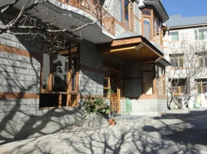 Himalayan Cottages Manali