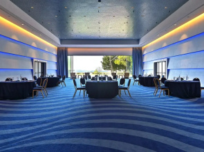 Grand Resort Lagonissi