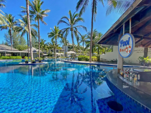 X10 Khaolak Resort