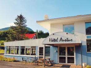 Hotel Austur