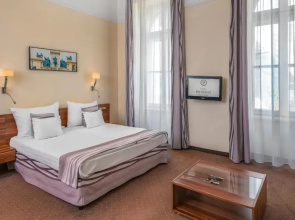 Hotel President