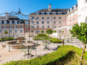 Dream Castle Hotel