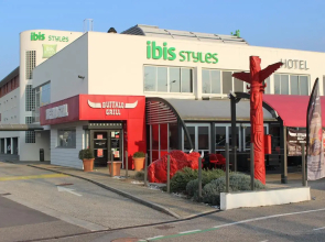 ibis Styles Crolles Grenoble A41