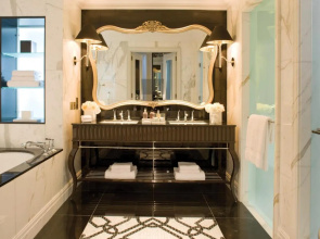 Отель Four Seasons Hotel Baku