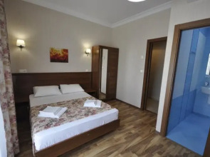 Villa Flora Guest House