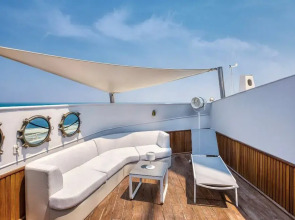 Queen Elizabeth 2 Hotel by Accor