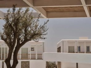 Yi Hotel Mykonos