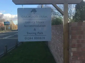 Oakwood Farm Mews