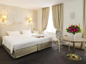 Saint Petersbourg Opera Hotel