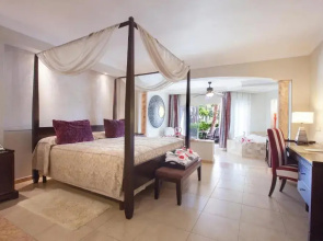 Majestic Elegance Club (Adults Only)